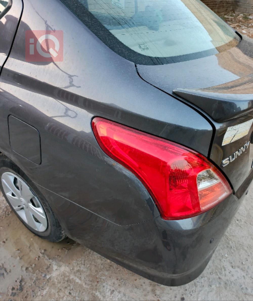 Nissan Sunny